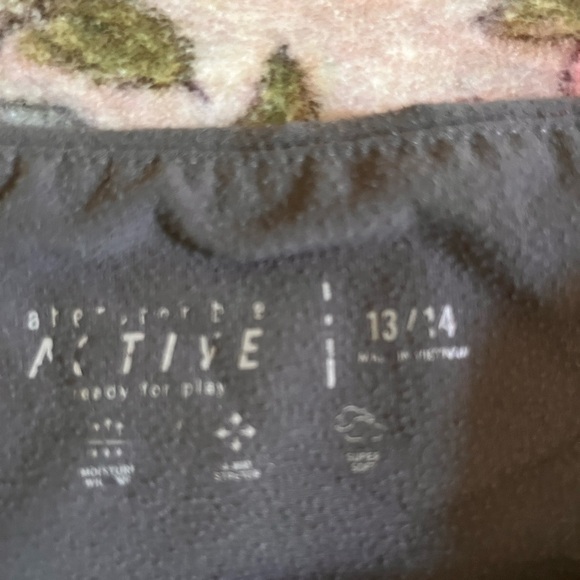 Abercrombie kids Gray Yoga Pants - Picture 2 of 3